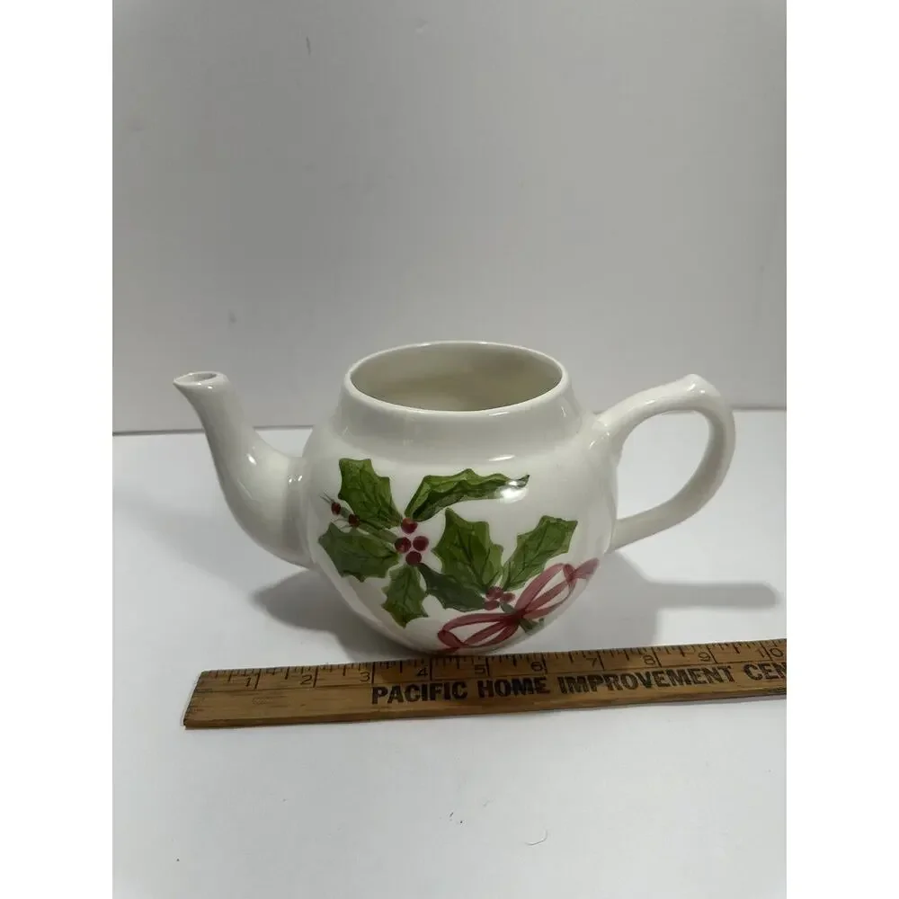 N.S. Gustin Los Angeles Pottery Holly Green Trim Teapot No Lid Tea Pot Discontin